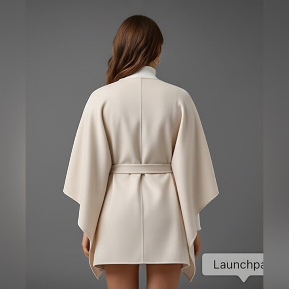 Minimalist Casual Versatile Cape Beige - Picture 5 of 6